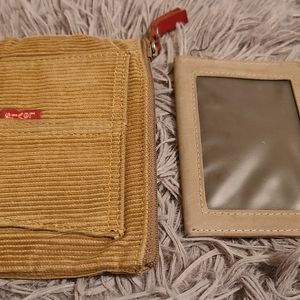 Vintage Olive Green Wallet - Levi's - With Card Holder